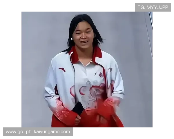 全红婵再次完美表现,成功进入决赛,全红婵夺冠后,家门口这一幕令人震惊 全红婵再次完美表现,成功进入决赛,全红婵夺冠后,家门口这一幕令人震惊