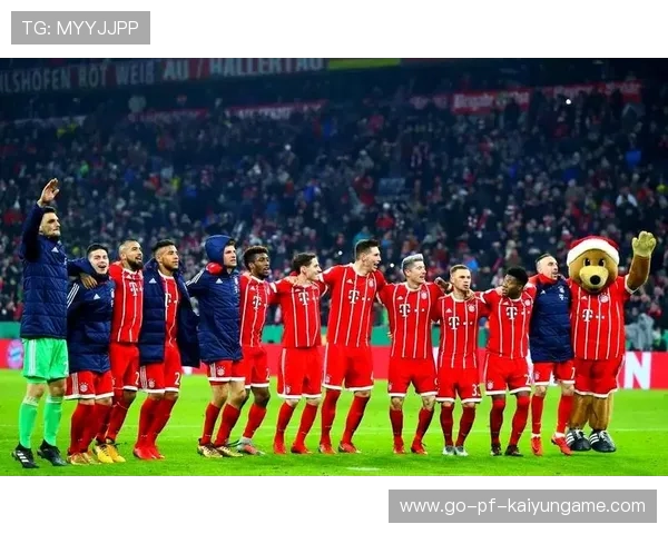 拜仁防守端无懈可击，主帅称这是冠军标准，拜仁后防