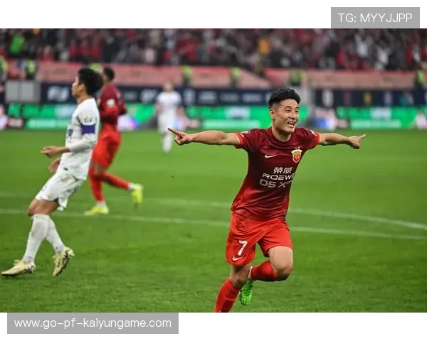 上海海港卫冕稳步推进，外援引领中超巅峰