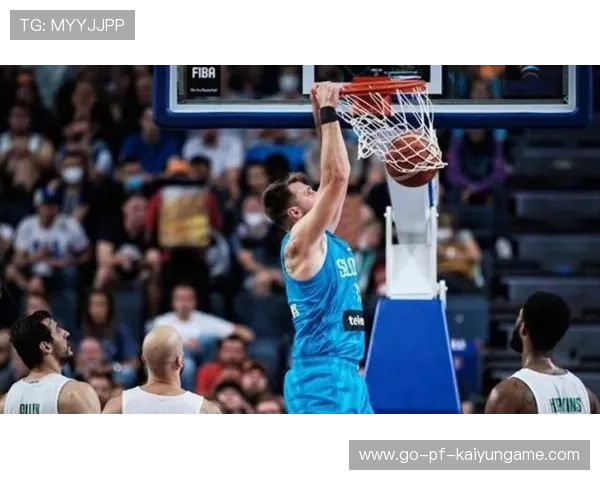 NBA东契奇后撤步三分接管加时赛